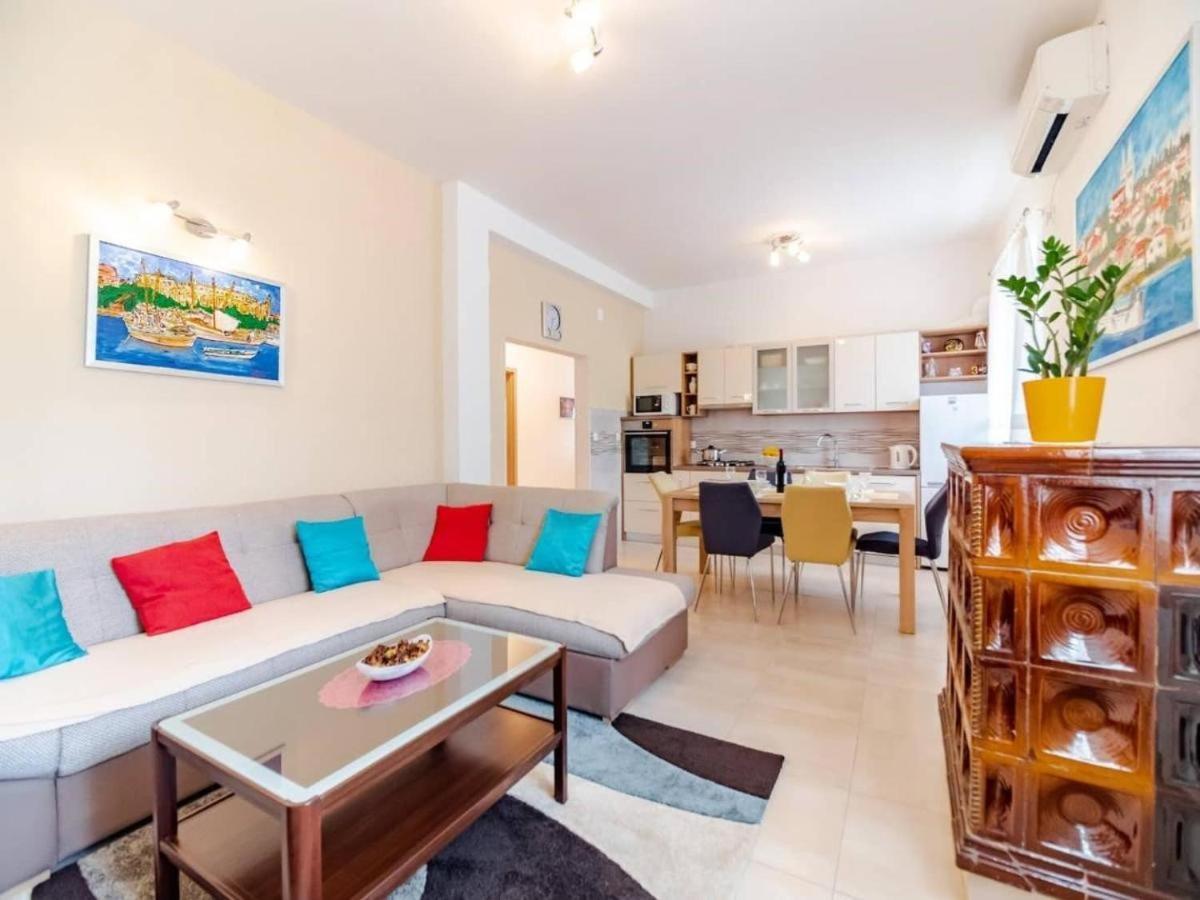 Apartamento Stella Medulin Exterior foto